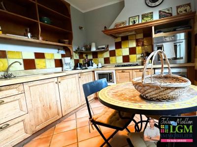 For sale Valflaunes 6 rooms 204 m2 Herault (34270) photo 3