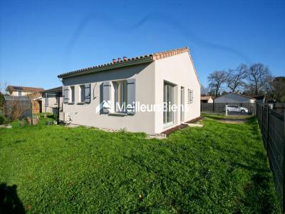 For sale Saint-morillon 3 rooms 68 m2 Gironde (33650) photo 0