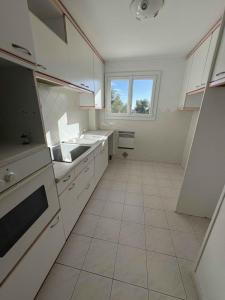 For rent Toulon 4 rooms 80 m2 Var (83100) photo 2