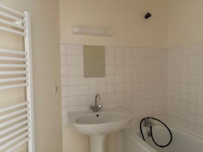 Louer Appartement Chatre 414 euros