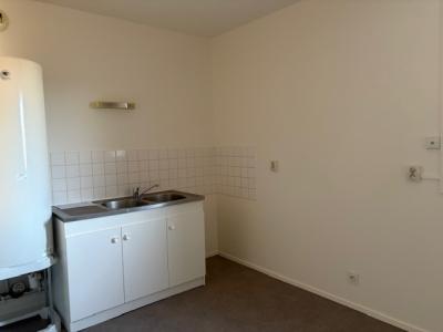 For rent Chatre 4 rooms 82 m2 Indre (36400) photo 3