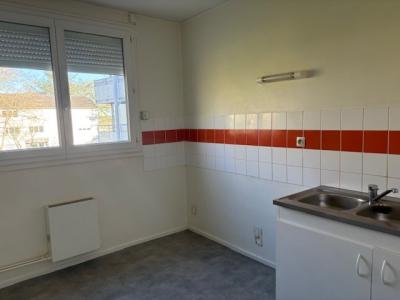 For rent Chatre 4 rooms 77 m2 Indre (36400) photo 0