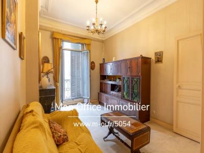 For sale Marseille-2eme-arrondissement 3 rooms 71 m2 Bouches du Rhone (13002) photo 2