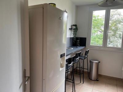 Louer Appartement Bron 530 euros