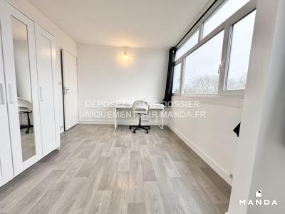 Louer Appartement 15 m2 Evry