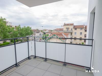 For rent Lyon-8eme-arrondissement 3 rooms 70 m2 Rhone (69008) photo 2