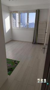 For rent Puteaux 3 rooms 82 m2 Hauts de Seine (92800) photo 4