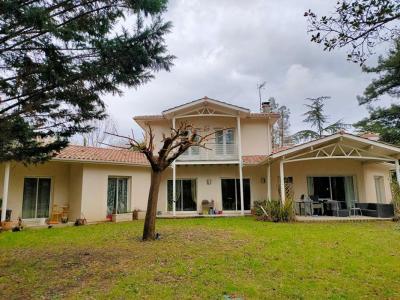 For sale Sainte-eulalie 8 rooms 240 m2 Gironde (33560) photo 0