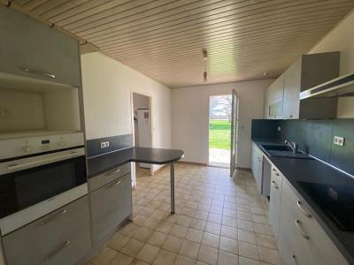 For sale Saint-simon-de-bordes 6 rooms 136 m2 Charente maritime (17500) photo 4