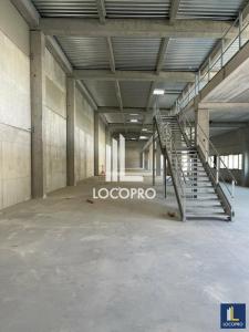 Louer Commerce Ciotat 446160 euros