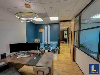 Louer Bureau 140 m2 Fuveau