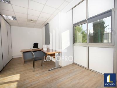 Louer Bureau 140 m2 Beaurecueil