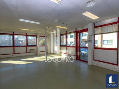 Louer Bureau 430 m2 Meyreuil