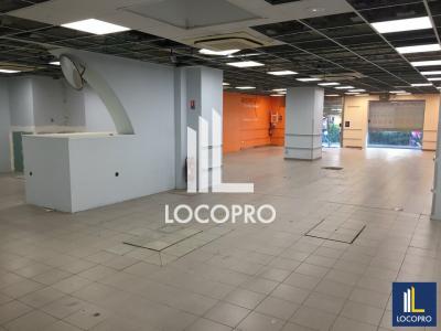 Louer Local commercial 256 m2 Nice