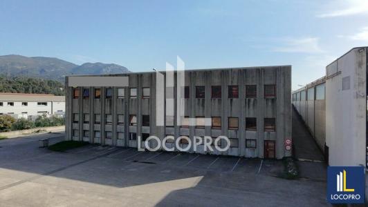 Louer Commerce 3000 m2 Carros