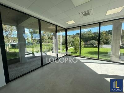 Louer Bureau Colle-sur-loup 42000 euros