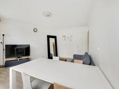 For sale Paris-18eme-arrondissement 2 rooms 46 m2 Paris (75018) photo 3