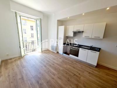 Louer Appartement 54 m2 Nice