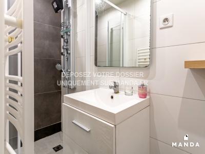 Louer Appartement 27 m2 Paris-18eme-arrondissement