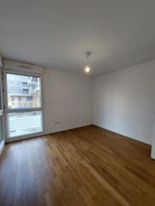 For rent Rueil-malmaison 2 rooms 51 m2 Hauts de Seine (92500) photo 3