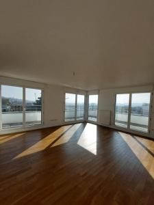 For rent Rueil-malmaison 4 rooms 94 m2 Hauts de Seine (92500) photo 0