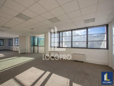 For rent Milles 139 m2 Bouches du Rhone (13290) photo 3