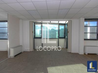 For rent Milles 139 m2 Bouches du Rhone (13290) photo 4