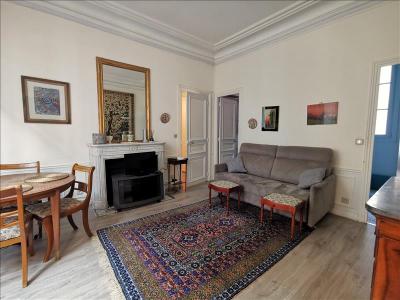 Louer Appartement 32 m2 Paris-17eme-arrondissement