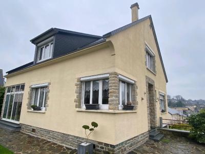 For sale Mayenne EXTERIEUR 7 rooms 139 m2 Mayenne (53100) photo 0