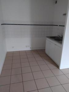 Louer Appartement Rosnay 299 euros