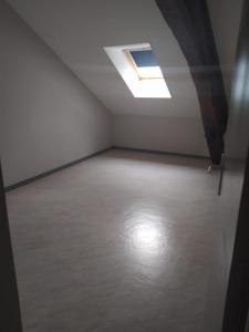 For rent Blanc 4 rooms 82 m2 Indre (36300) photo 0