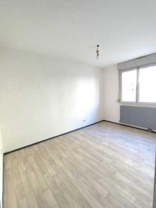 For sale Montbeliard 3 rooms 67 m2 Doubs (25200) photo 2