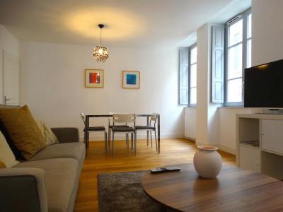 For rent Lyon-3eme-arrondissement 2 rooms 44 m2 Rhone (69003) photo 2