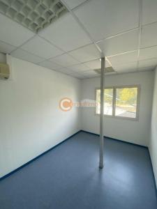 Louer Bureau Floirac 18003 euros