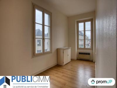 For sale Bauge 6 rooms 140 m2 Maine et loire (49150) photo 0