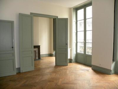 For rent Bordeaux 2 rooms 60 m2 Gironde (33000) photo 0