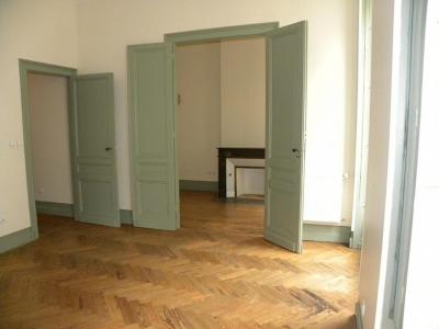 For rent Bordeaux 2 rooms 60 m2 Gironde (33000) photo 1