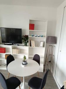 Louer Appartement 48 m2 Paris-15eme-arrondissement