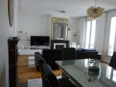 Louer Appartement 74 m2 Paris-4eme-arrondissement