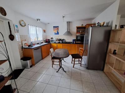 For rent Saint-sylvestre-sur-lot 4 rooms 106 m2 Lot et garonne (47140) photo 3