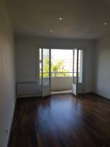 Louer Appartement 74 m2 Lyon-8eme-arrondissement