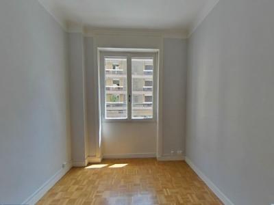 Louer Appartement Lyon-6eme-arrondissement 1137 euros