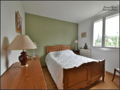 For sale Billere 4 rooms 65 m2 Pyrenees atlantiques (64140) photo 3