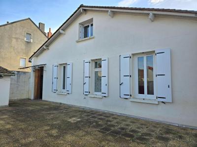 For sale Perigueux 5 rooms 111 m2 Dordogne (24000) photo 1