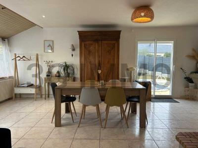 For sale Possonniere 5 rooms 100 m2 Maine et loire (49170) photo 0