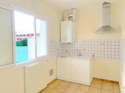 For rent Ambares-et-lagrave 4 rooms 63 m2 Gironde (33440) photo 3