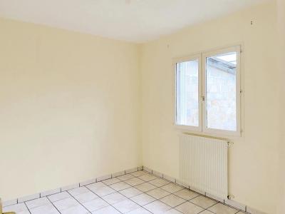 For rent Ambares-et-lagrave 4 rooms 63 m2 Gironde (33440) photo 4