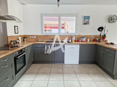 For sale Saint-andre-de-cubzac 5 rooms 130 m2 Gironde (33240) photo 2