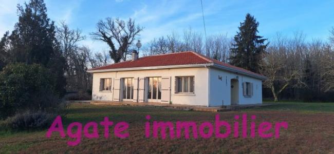 For rent Noaillan 4 rooms 111 m2 Gironde (33730) photo 0