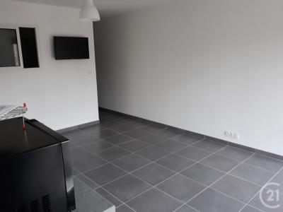 For rent Lesparre-medoc 3 rooms 49 m2 Gironde (33340) photo 3